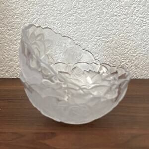 Serving Bowl Crystal Japan Set of 2 Clear Frosted Floral Clamshell Rim - Gift